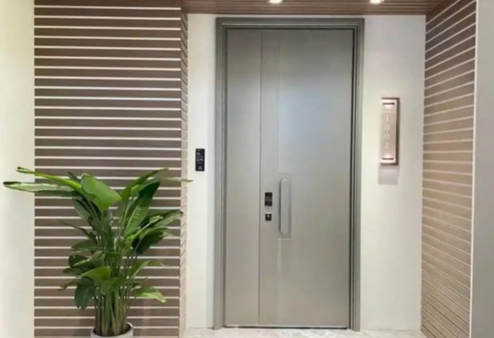 青島裝修完成后是否應(yīng)該更換入戶門？